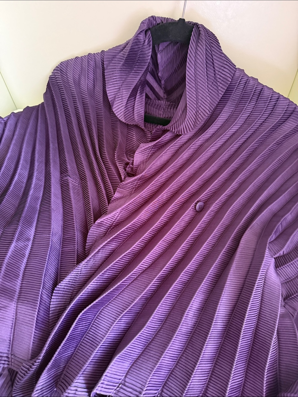 Rare Issey Miyake Pleated Jacket in Deep Purple Size 2 - Picture 8 of 9